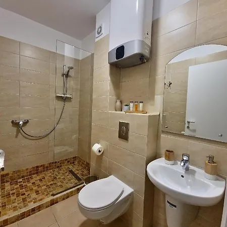 Apartment De Silva Studio Fiore